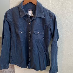 Patagonia Woman’s Long Sleeve Jean Western Snap Button Size M